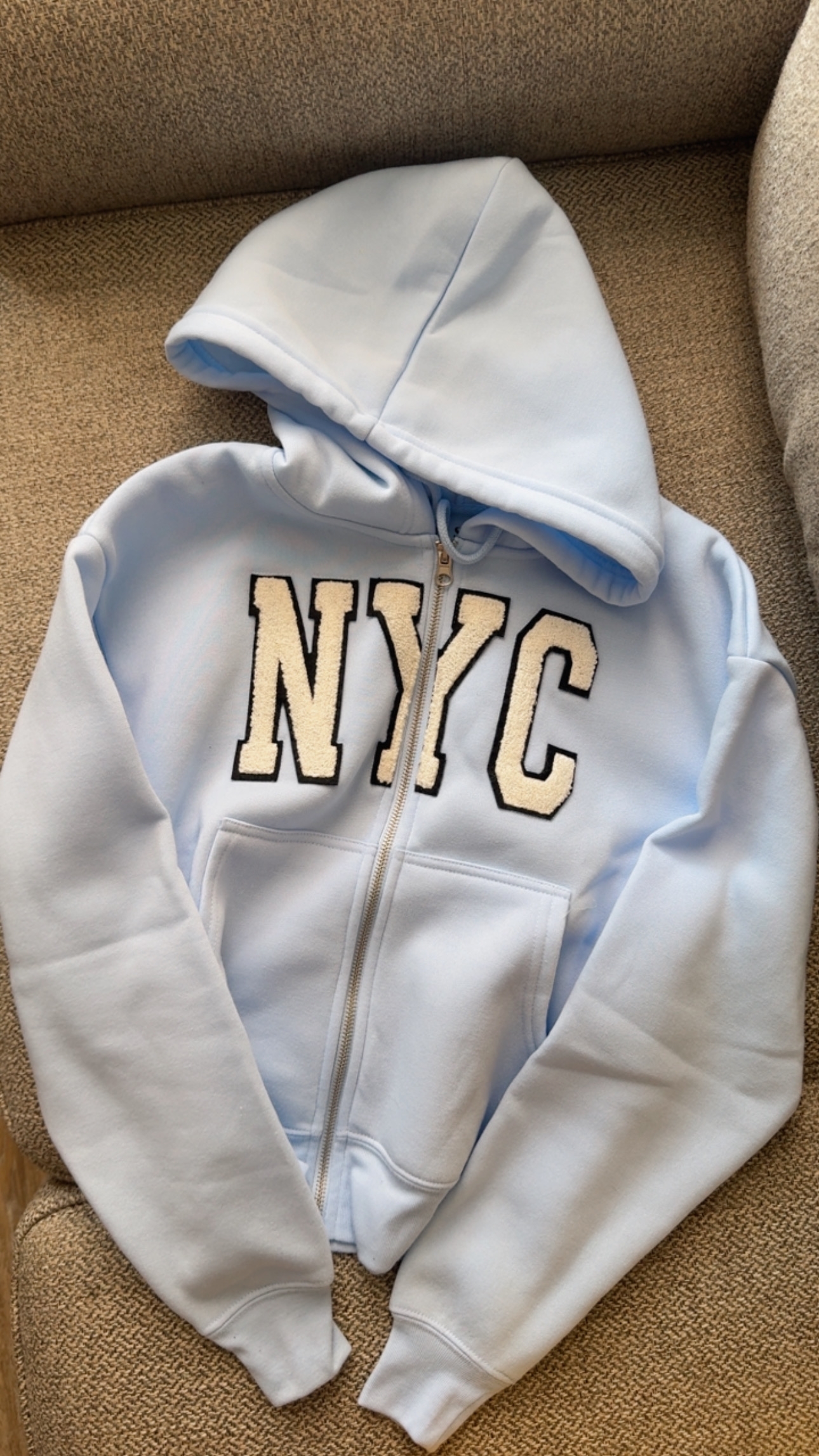 Campera “NYC” - Celeste - vista alternativa